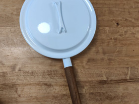 Finel emalikasari, Seppo Mallat, Keittiövälineet, Keittiötarvikkeet ja astiat, Kinnula, Tori.fi Finel emalikasari, Seppo Mallat, Keittiövälineet, Keittiötarvikkeet ja astiat, Kinnula, Tori.fi