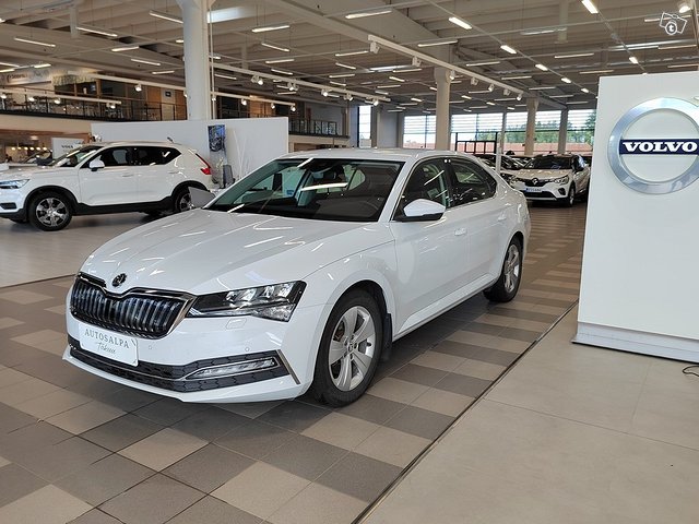 SKODA Superb, kuva 1