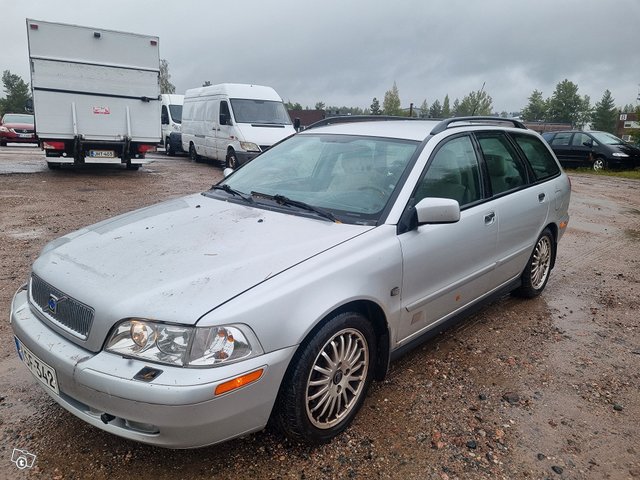 Volvo V40, kuva 1