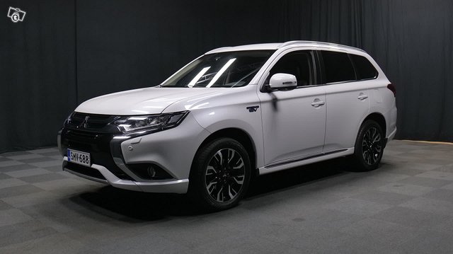 Mitsubishi Outlander PHEV, kuva 1