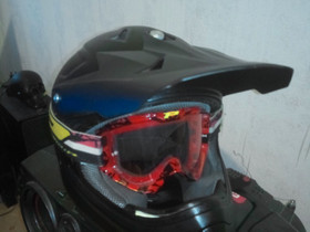 O'nnel kypärä ja lasit, Ajoasut, kengät ja kypärät, Mototarvikkeet ja varaosat, Kouvola, Tori.fi O'nnel kypärä ja lasit, Ajoasut, kengät ja kypärät, Mototarvikkeet ja varaosat, Kouvola, Tori.fi