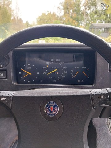 Saab 900 6
