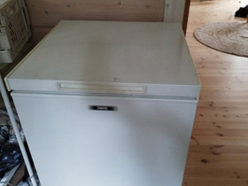 Pieni arkkupakastin, Jääkaapit ja pakastimet, Kodinkoneet, Nivala, Tori.fi Pieni arkkupakastin, Jääkaapit ja pakastimet, Kodinkoneet, Nivala, Tori.fi