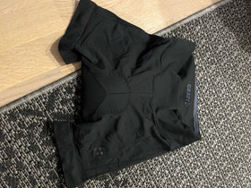 Craft naisten pyöräilyshortsit S, Pyörätarvikkeet ja kypärät, Polkupyörät ja pyöräily, Joensuu, Tori.fi Craft naisten pyöräilyshortsit S, Pyörätarvikkeet ja kypärät, Polkupyörät ja pyöräily, Joensuu, Tori.fi
