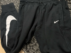 Nike collegehousut S, Vaatteet ja kengät, Joensuu, Tori.fi Nike collegehousut S, Vaatteet ja kengät, Joensuu, Tori.fi