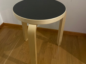 Artek 60, Pöydät ja tuolit, Sisustus ja huonekalut, Espoo, Tori.fi Artek 60, Pöydät ja tuolit, Sisustus ja huonekalut, Espoo, Tori.fi