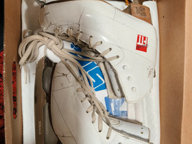 Taitoluistimet Risport Electra 21,0, Jääkiekko ja luistelu, Urheilu ja ulkoilu, Jyväskylä, Tori.fi Taitoluistimet Risport Electra 21,0, Jääkiekko ja luistelu, Urheilu ja ulkoilu, Jyväskylä, Tori.fi