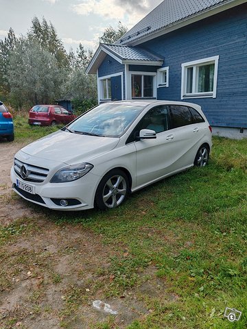 Mercedes-Benz B 180, kuva 1