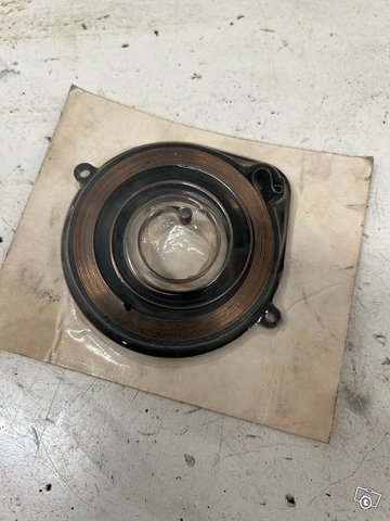 Husqvarna raivaussaha 252RX ja 250 käynnistinjousi, kuva 1