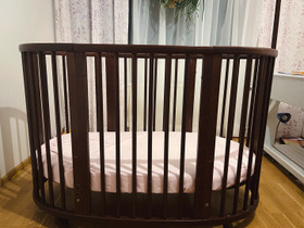 Stokke pinnasänky ja hoitopöytä, Tuolit, sängyt ja kalusteet, Lastentarvikkeet ja lelut, Kouvola, Tori.fi Stokke pinnasänky ja hoitopöytä, Tuolit, sängyt ja kalusteet, Lastentarvikkeet ja lelut, Kouvola, Tori.fi