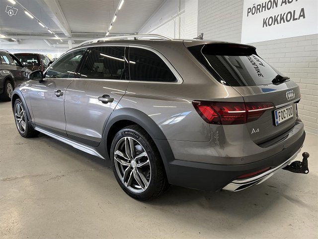 AUDI A4 Allroad Quattro 3