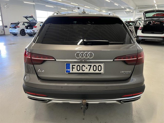AUDI A4 Allroad Quattro 4