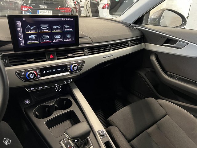 AUDI A4 Allroad Quattro 13