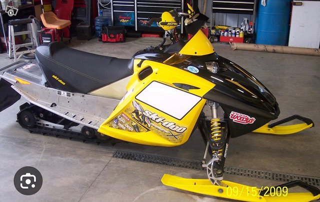 O: Ski-Doo Rev 440-800