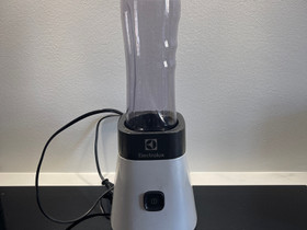 Electrolux blender, Keittiövälineet, Keittiötarvikkeet ja astiat, Tampere, Tori.fi Electrolux blender, Keittiövälineet, Keittiötarvikkeet ja astiat, Tampere, Tori.fi