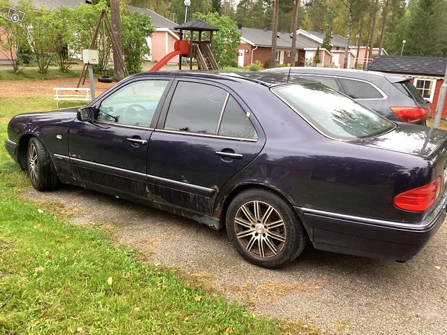 Mercedes-Benz E 230, kuva 1