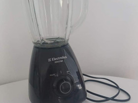 Electroluxin tehosekoitin, Keittiövälineet, Keittiötarvikkeet ja astiat, Tampere, Tori.fi Electroluxin tehosekoitin, Keittiövälineet, Keittiötarvikkeet ja astiat, Tampere, Tori.fi