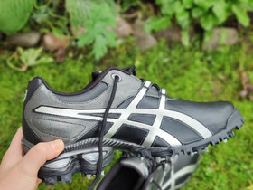 Vedenkestävät miesten golfkengät koossa 42, Golf, Urheilu ja ulkoilu, Kokkola, Tori.fi Vedenkestävät miesten golfkengät koossa 42, Golf, Urheilu ja ulkoilu, Kokkola, Tori.fi