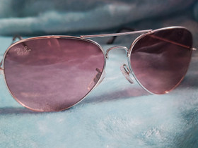 Ray-Ban aurinkolasit, Muut asusteet, Asusteet ja kellot, Hamina, Tori.fi Ray-Ban aurinkolasit, Muut asusteet, Asusteet ja kellot, Hamina, Tori.fi