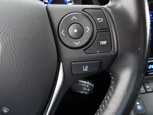 Toyota AURIS 22