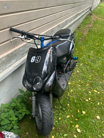 Yamaha neos, kuva 1