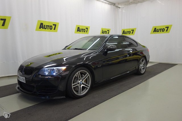 BMW 335, kuva 1