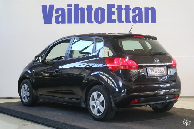 Kia Venga 7
