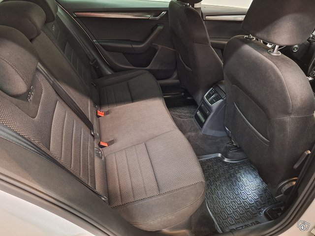 Skoda Octavia 9