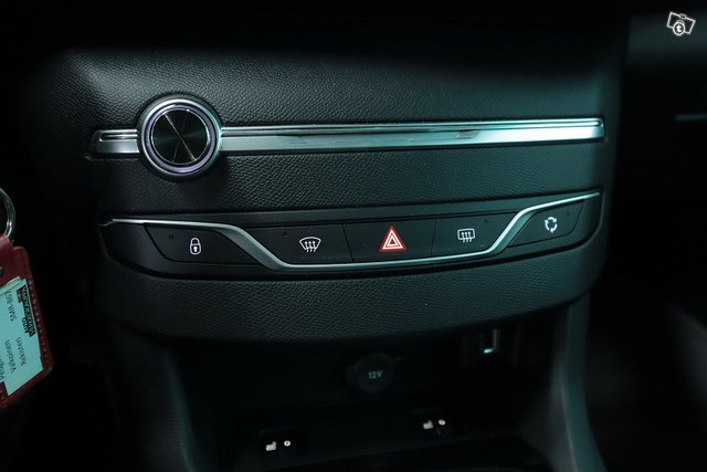 Peugeot 308 23