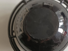 Saturnus pata, pieni, suunnittelija Timo Sarpaneva, Ruokailuastiat ja aterimet, Keittiötarvikkeet ja astiat, Nakkila, Tori.fi Saturnus pata, pieni, suunnittelija Timo Sarpaneva, Ruokailuastiat ja aterimet, Keittiötarvikkeet ja astiat, Nakkila, Tori.fi