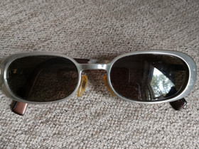 Dolce&Gabbana aurinkolasit, Muut asusteet, Asusteet ja kellot, Hämeenlinna, Tori.fi Dolce&Gabbana aurinkolasit, Muut asusteet, Asusteet ja kellot, Hämeenlinna, Tori.fi