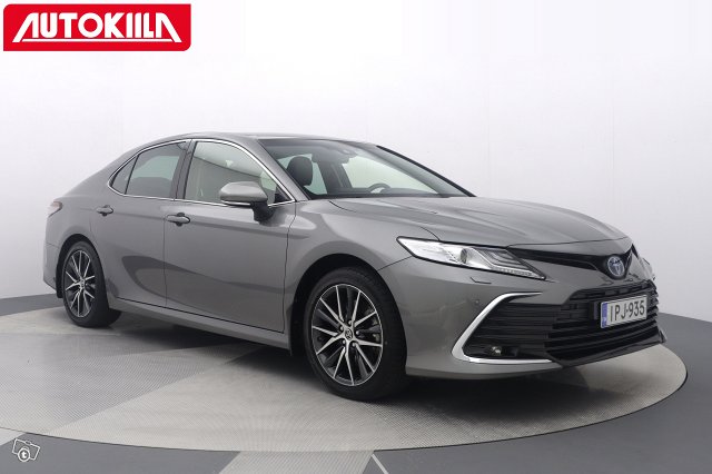 TOYOTA CAMRY 7