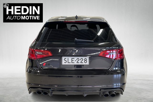 AUDI S3 3