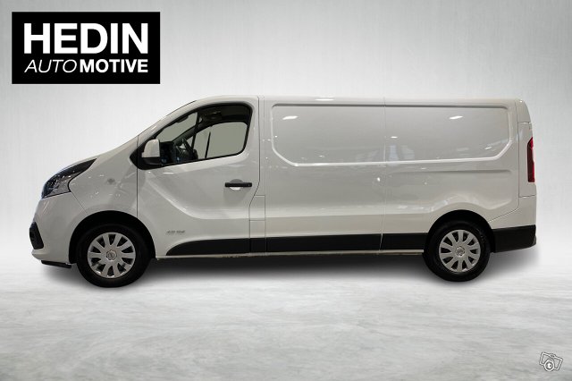 Nissan NV300 5