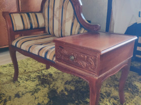 Pieni laatikollinen sohva, Sohvat ja nojatuolit, Sisustus ja huonekalut, Ulvila, Tori.fi Pieni laatikollinen sohva, Sohvat ja nojatuolit, Sisustus ja huonekalut, Ulvila, Tori.fi