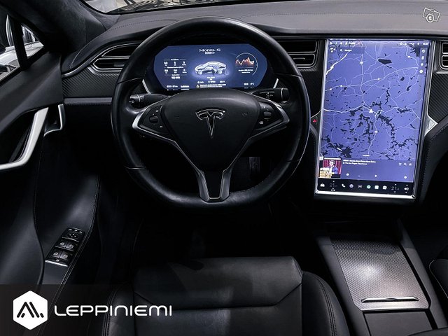 Tesla Model S 19