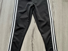 Adidas aeroready legginsit koko: M, Vaatteet ja kengät, Alavus, Tori.fi Adidas aeroready legginsit koko: M, Vaatteet ja kengät, Alavus, Tori.fi