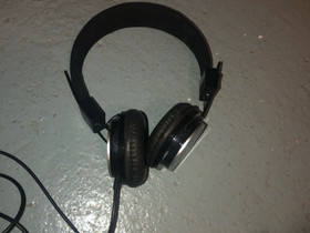 Pregon kuulokkeet auxilla, Audio ja musiikkilaitteet, Viihde-elektroniikka, Raisio, Tori.fi Pregon kuulokkeet auxilla, Audio ja musiikkilaitteet, Viihde-elektroniikka, Raisio, Tori.fi