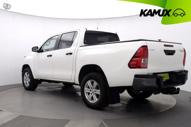 Toyota Hilux 6