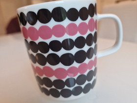 Marimekko räsymatto pinkki-musta muki, Kahvikupit, mukit ja lasit, Keittiötarvikkeet ja astiat, Jyväskylä, Tori.fi Marimekko räsymatto pinkki-musta muki, Kahvikupit, mukit ja lasit, Keittiötarvikkeet ja astiat, Jyväskylä, Tori.fi