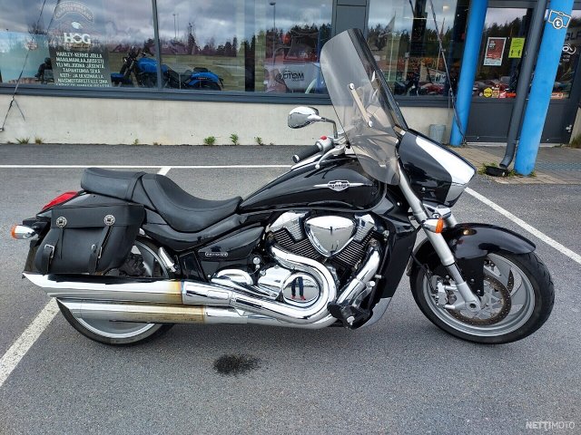 Suzuki Intruder 10