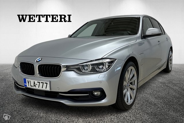 BMW 330, kuva 1