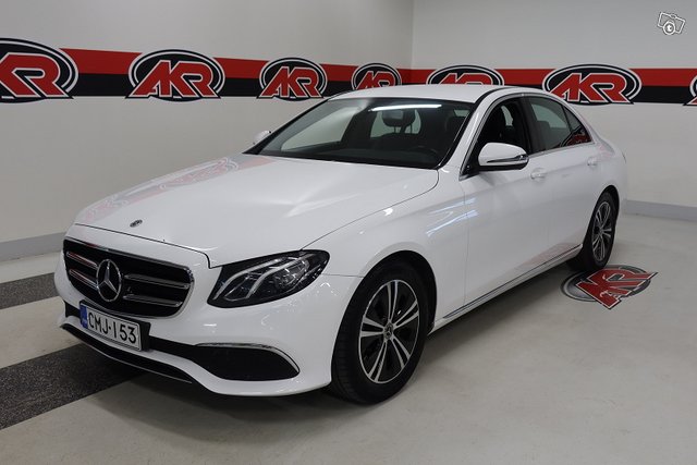 MERCEDES-BENZ E, kuva 1