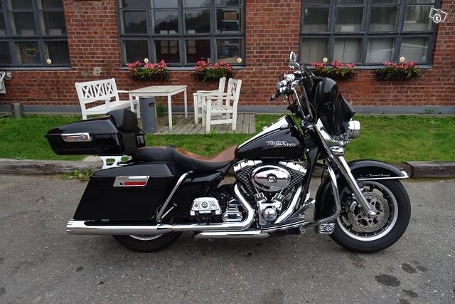 Harley-Davidson FLHRI -00 H.8650, kuva 1