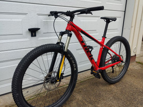Trek Roscoe 6 27.5+ Koko 18.5" M/L, Maastopyörät, Polkupyörät ja pyöräily, Jämsä, Tori.fi Trek Roscoe 6 27.5+ Koko 18.5" M/L, Maastopyörät, Polkupyörät ja pyöräily, Jämsä, Tori.fi