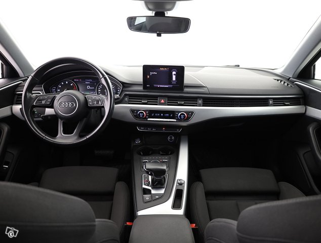 Audi A4 25