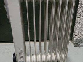 Sähköpatteri 2000w öljytäytteinen, Lämmityslaitteet ja takat, Rakennustarvikkeet ja työkalut, Espoo, Tori.fi Sähköpatteri 2000w öljytäytteinen, Lämmityslaitteet ja takat, Rakennustarvikkeet ja työkalut, Espoo, Tori.fi