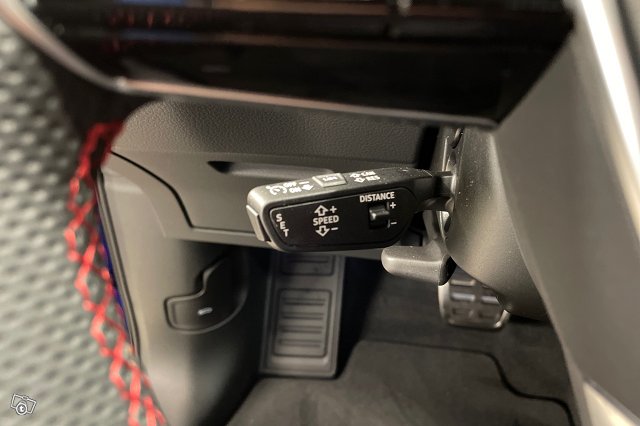 Audi Q8 E-tron 15