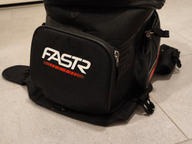 FASTR TL9-tankkilaukku, Moottoripyörän varaosat ja tarvikkeet, Mototarvikkeet ja varaosat, Laukaa, Tori.fi FASTR TL9-tankkilaukku, Moottoripyörän varaosat ja tarvikkeet, Mototarvikkeet ja varaosat, Laukaa, Tori.fi