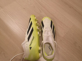 KERRANKÄYTETYT Adidas X crazyfast .3 nappikset, Jalkapallo, Urheilu ja ulkoilu, Espoo, Tori.fi KERRANKÄYTETYT Adidas X crazyfast .3 nappikset, Jalkapallo, Urheilu ja ulkoilu, Espoo, Tori.fi